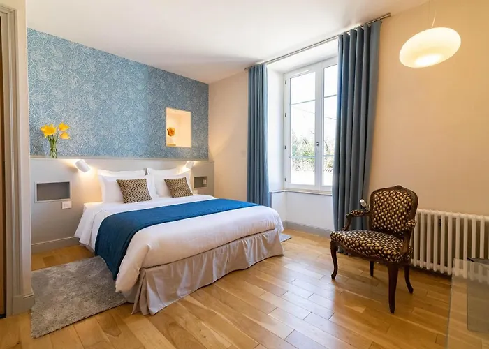 Clos Des Moulins Bed and Breakfast Πουατιέ